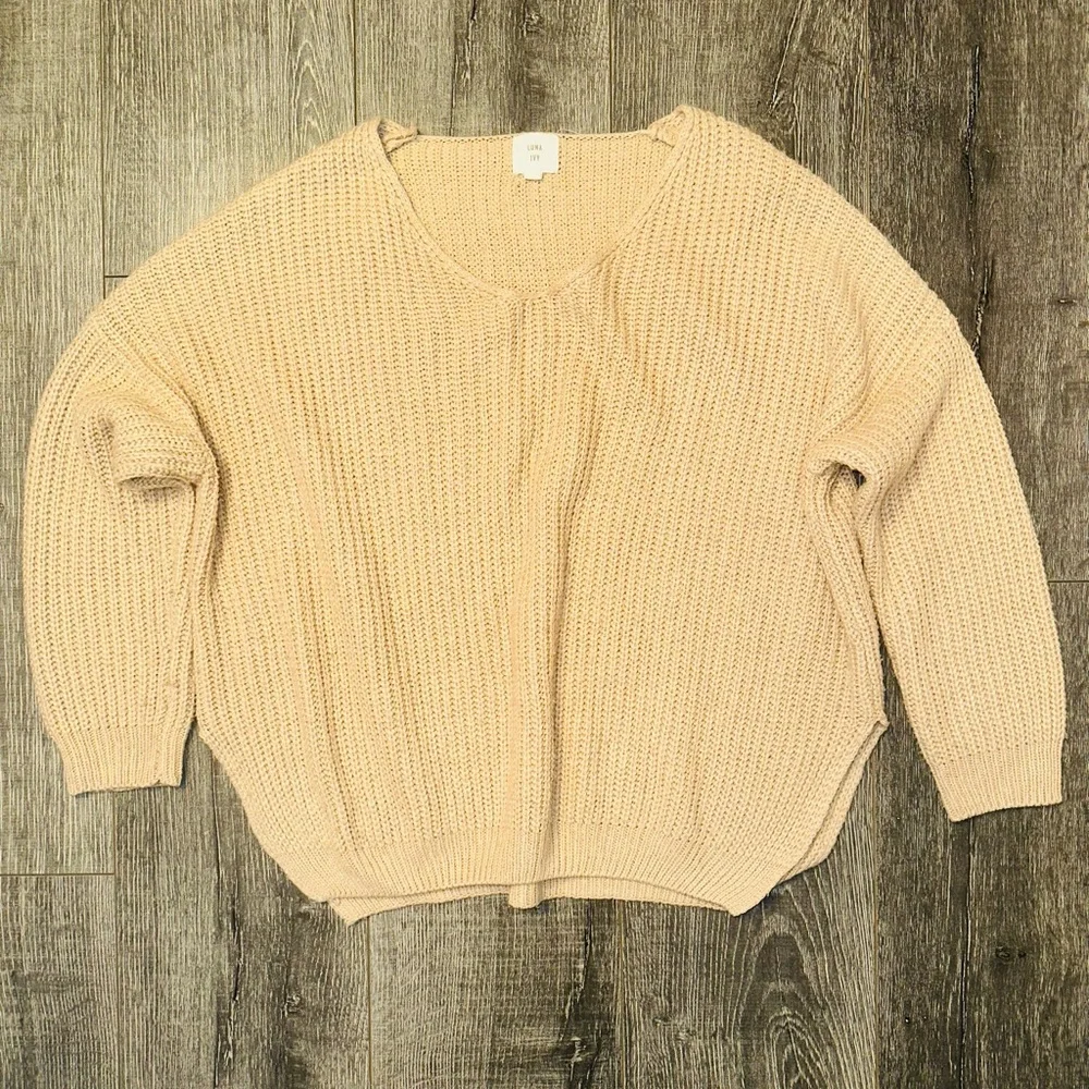 Anthropologie Luna Ivy Woman’s Elegant Cozy V Neck Knit Sweater B8 - Picture 1 of 5